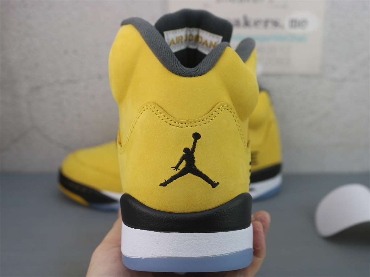 Air Jordan 5 Retro Tokyo T23 2025 IO3372-700